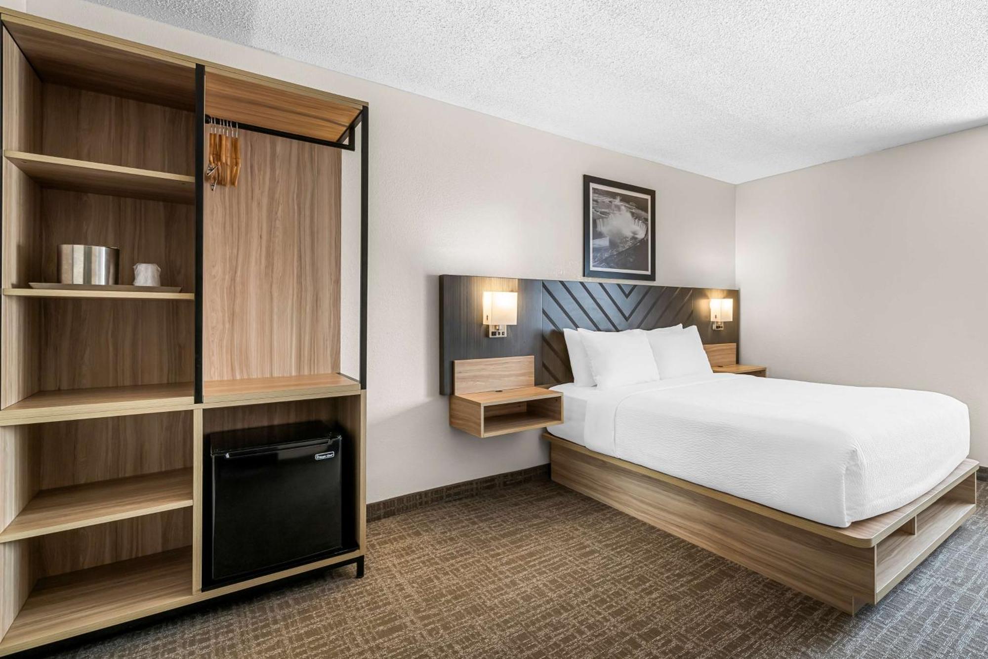 Best Western Buffalo Inn & Suites Extérieur photo